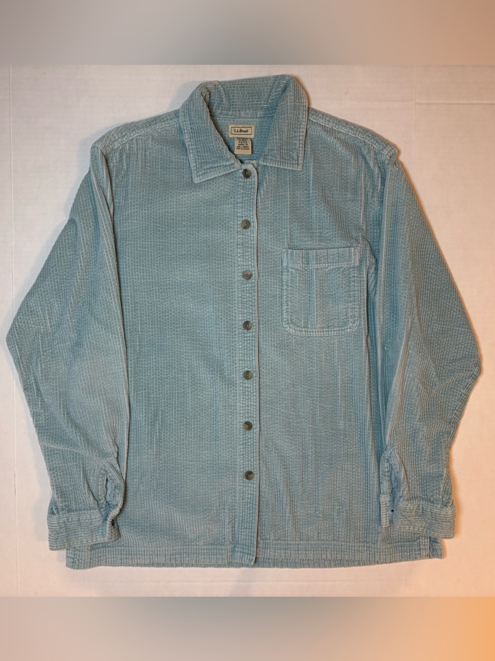 L.L. Bean Light Blue 100% Cotton Corduroy Button Down Shirt Jacket Size M